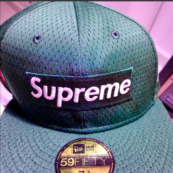 Supreme hat - Picture 2 of 6